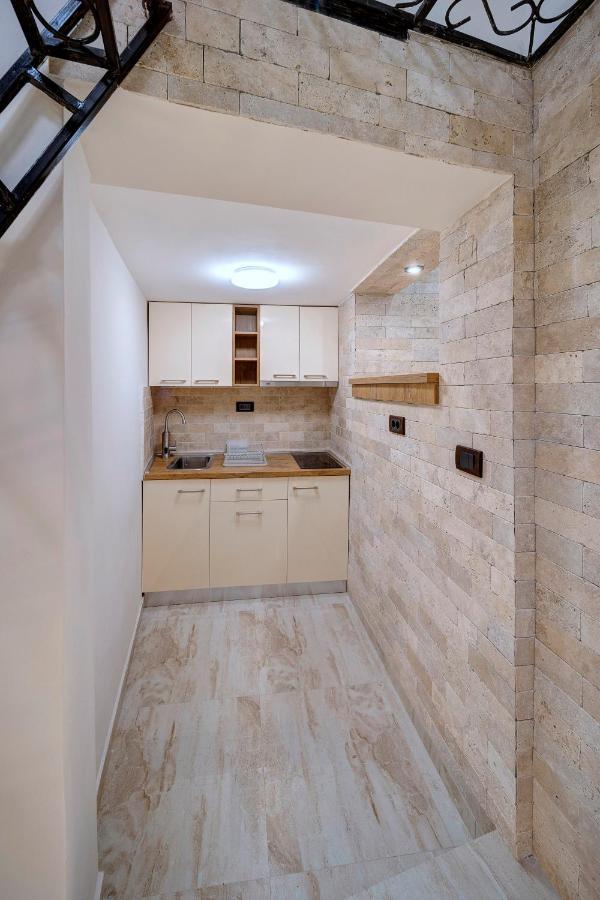 Apartment Kaliopi เบลเกรด ภายนอก รูปภาพ