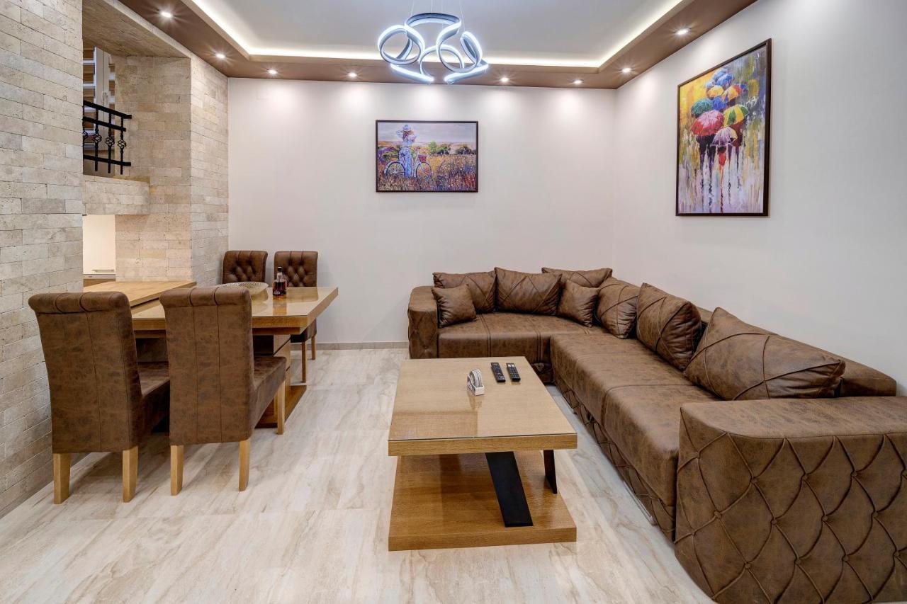 Apartment Kaliopi เบลเกรด ภายนอก รูปภาพ